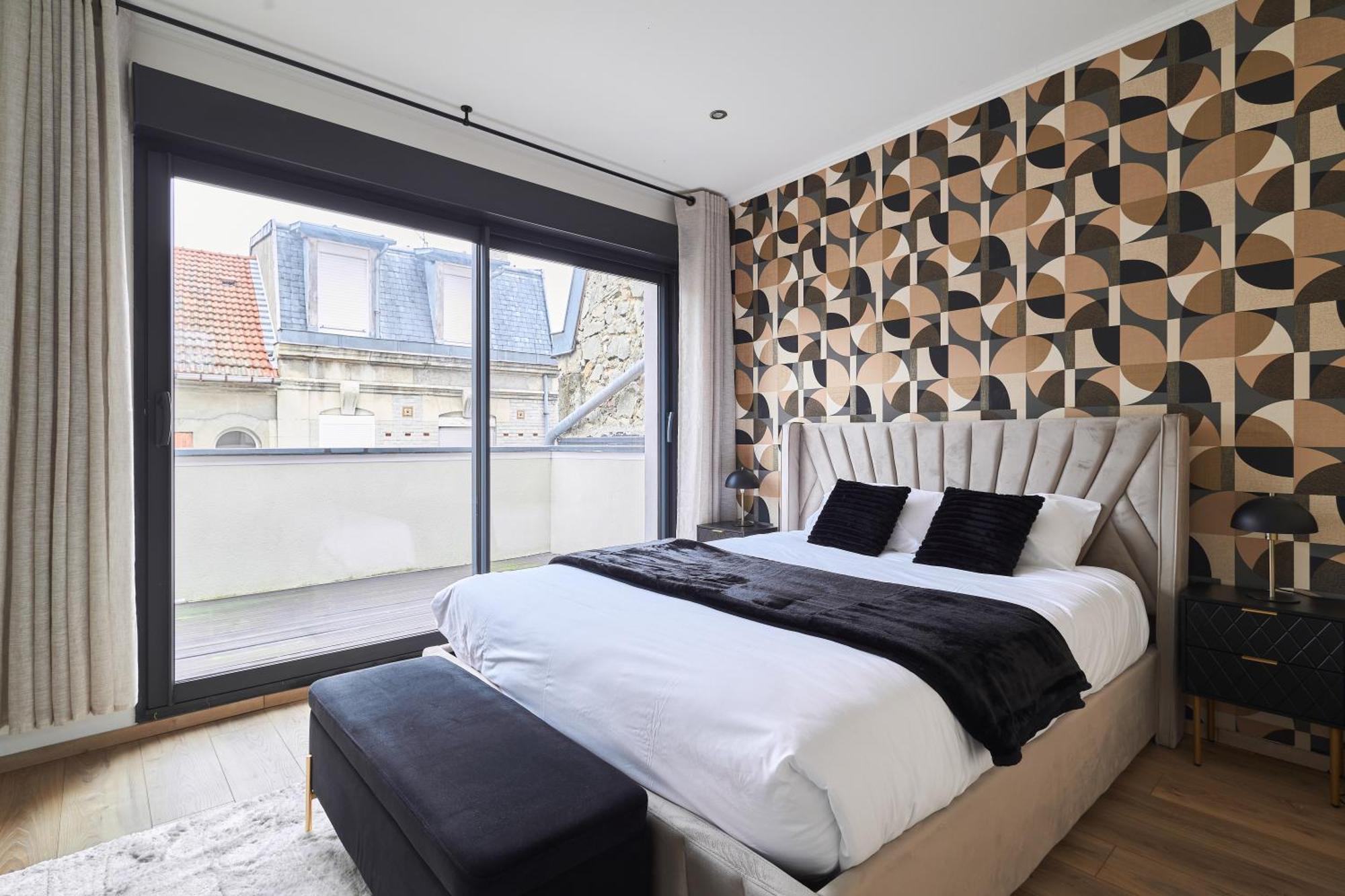 Mm Suites Town House Terrasse Reims Exterior photo